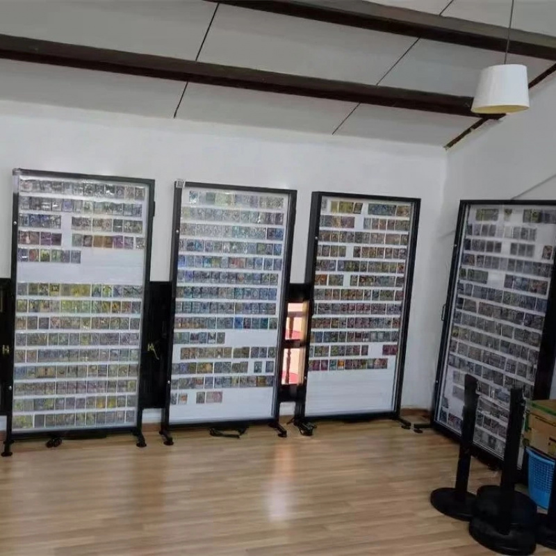 Graded Card Display - Espositore da parete in metallo personalizzato