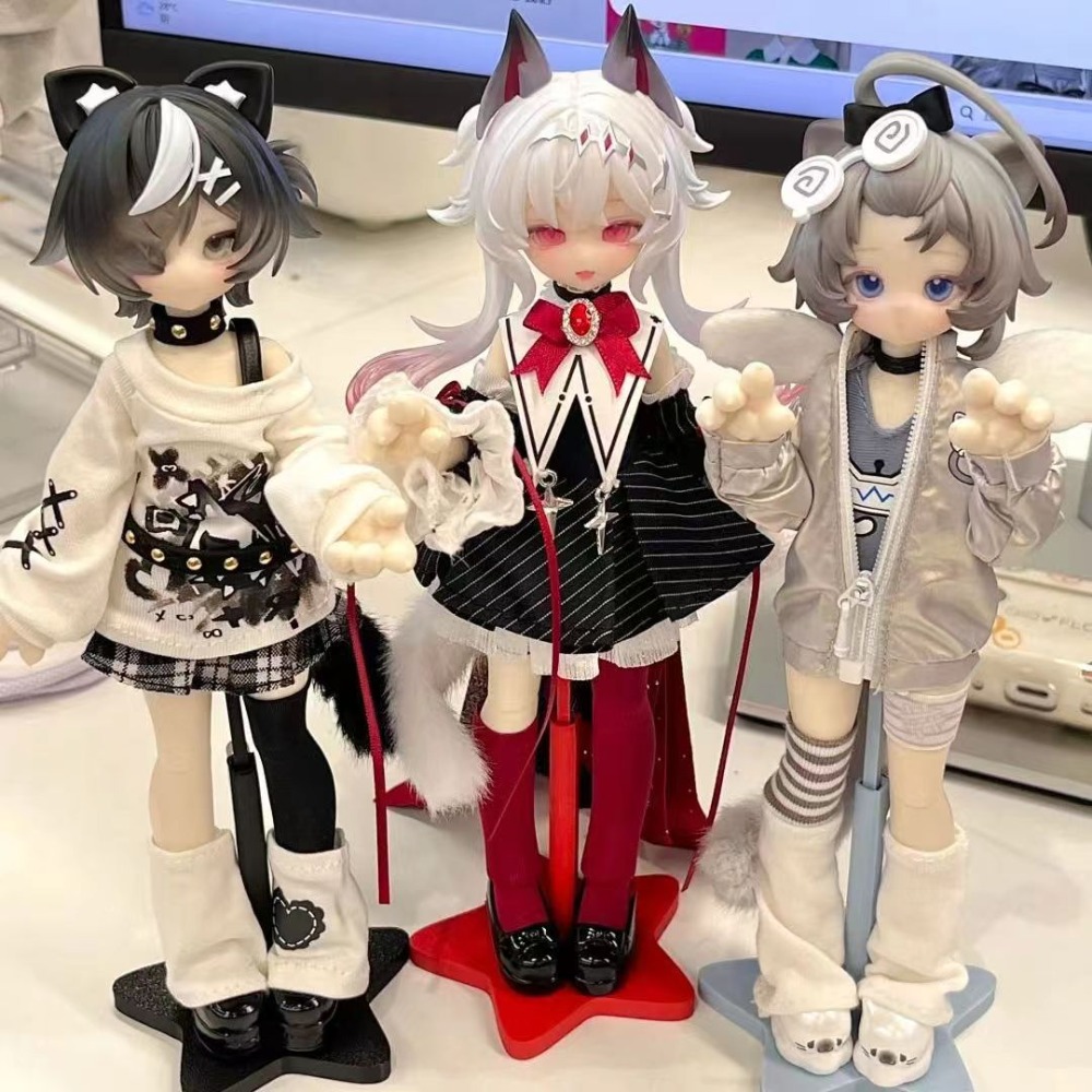 Inedible Doll Lunar Lore Meow  - Mystery Box Blind Bag recensione e prezzo