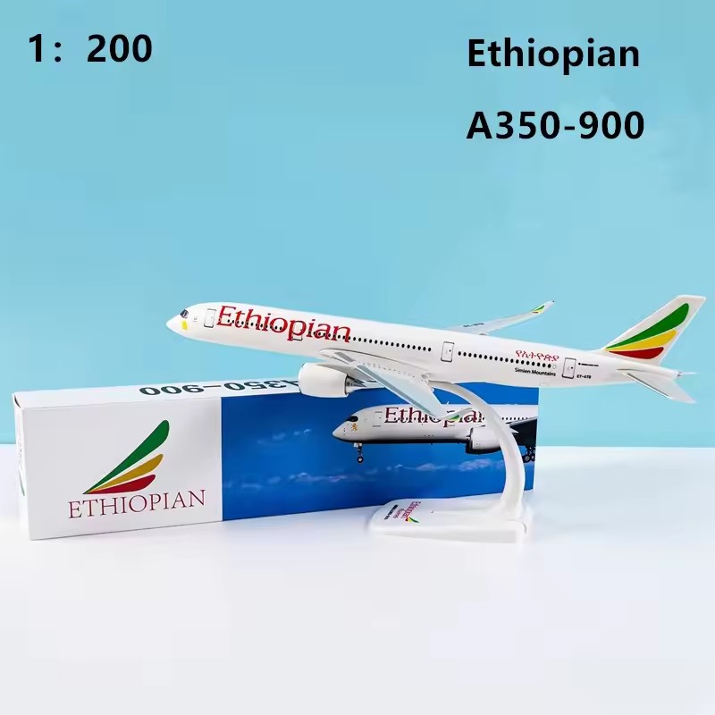 Modello 1:200/Lufthansa/TUIB73 - Model Airplane Plastic recensione e prezzo