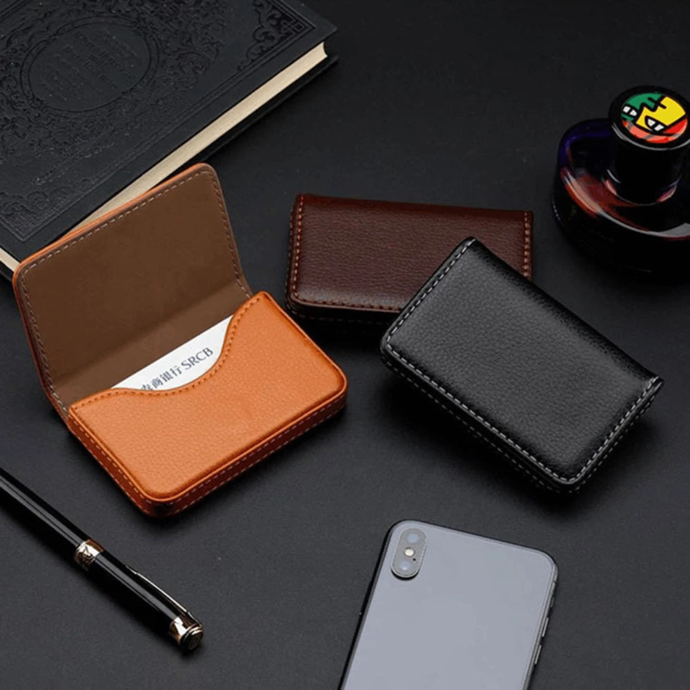Porta carte di credito in pell - Card Top Loader recensione e prezzo