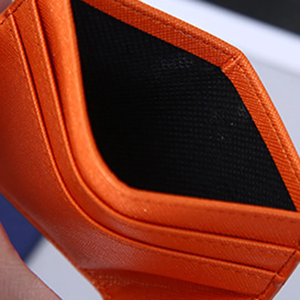 Portafogli Minimalisti in Pell - Card Top Loader recensione e prezzo
