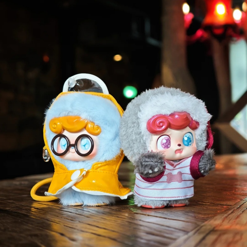 Nuovo Q.Kid Attività all'apert - Vinyl Figure Blank recensione e prezzo